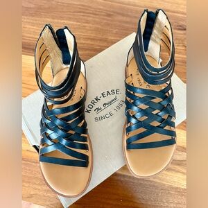NEW Kork-Ease Size 6 Black and Tan Crisscross Gladiator Sandals